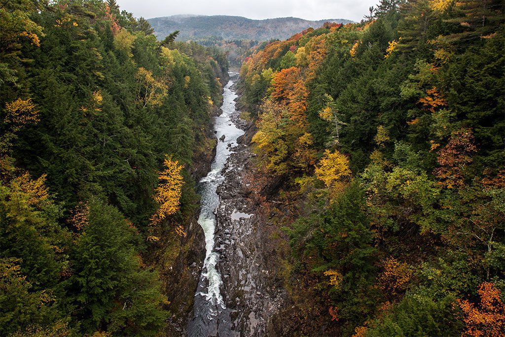 Quechee Gorge in autumn, Vermont.