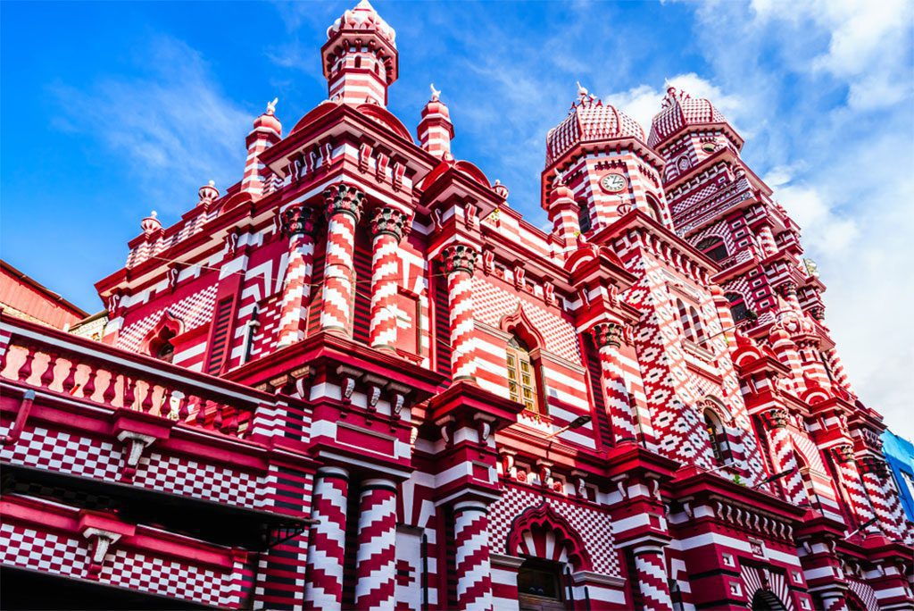 Jami-Ul-Alfar Mosque in Colombo, Sri Lanka