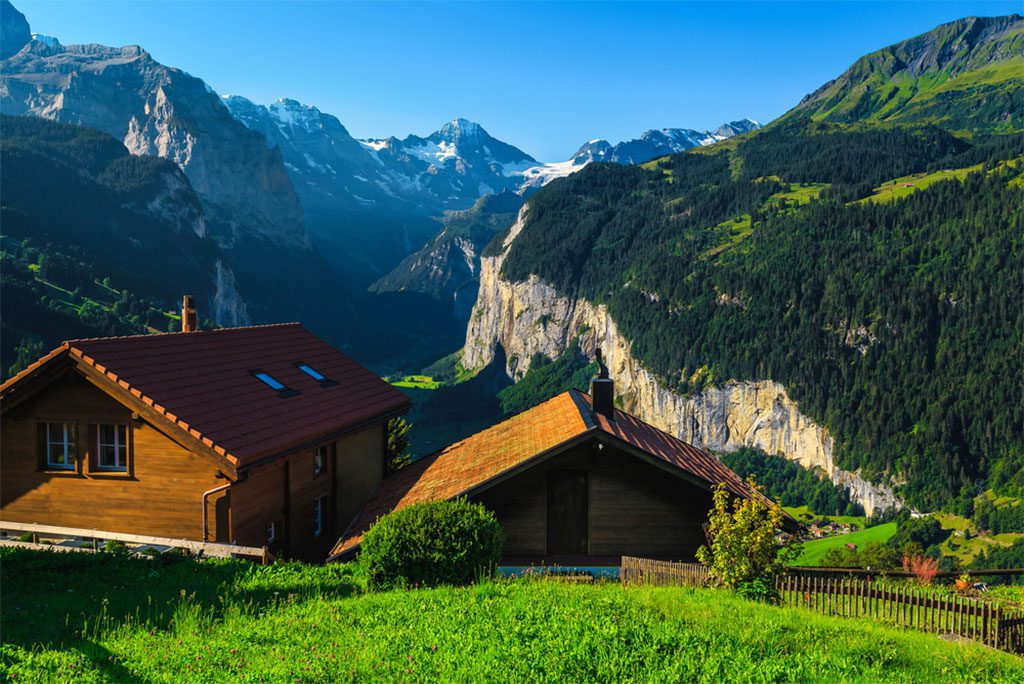 Cozy wooden lodges in Wengen mountain resort