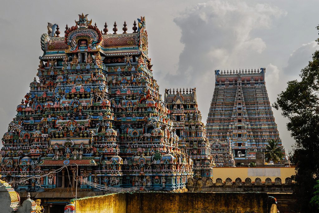 Meenakshi Amman Temple in Madurai, Tamil Nadu