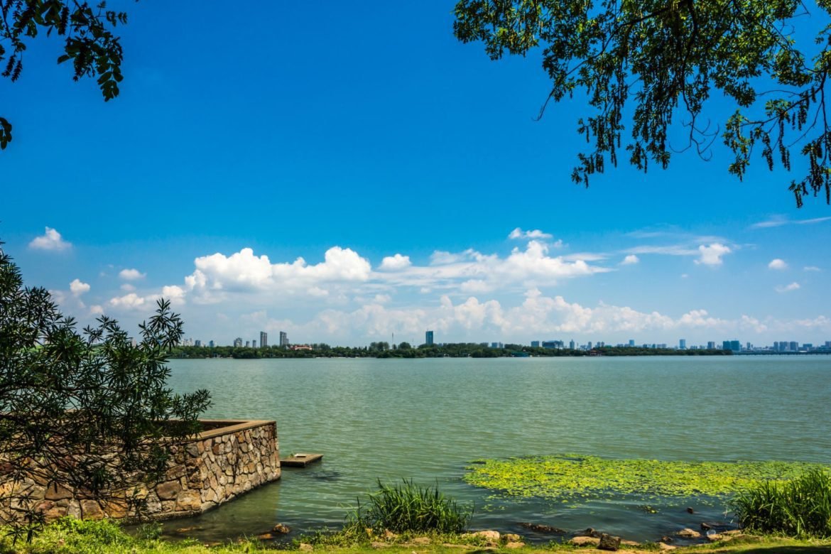 Cityscape view, representing places to visit near Trivandrum for 2 days.