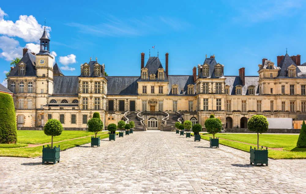 Palace of Fontainebleau: A Royal Retreat